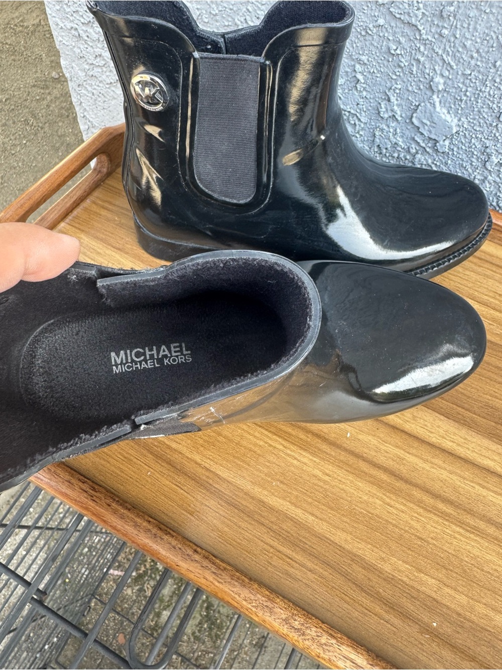 Michael Kors Black Glossy Rain Ankle Boots Size 8 - MK Fulton Waterproof - Picture 7 of 14
